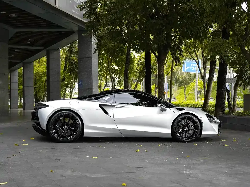 McLaren Artura 2023 из CN, фото 6
