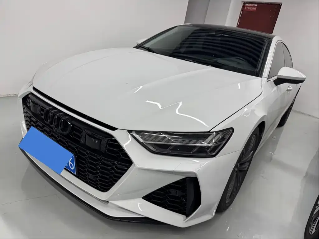 Audi A7 — фото 1