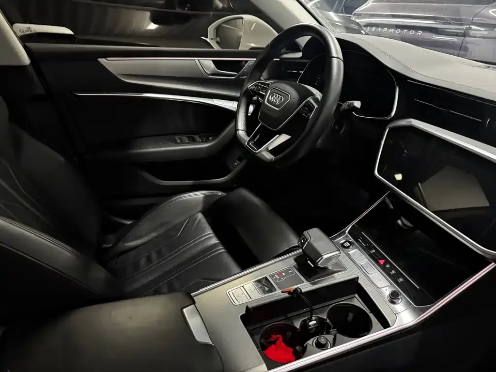 Audi A7 — фото 4
