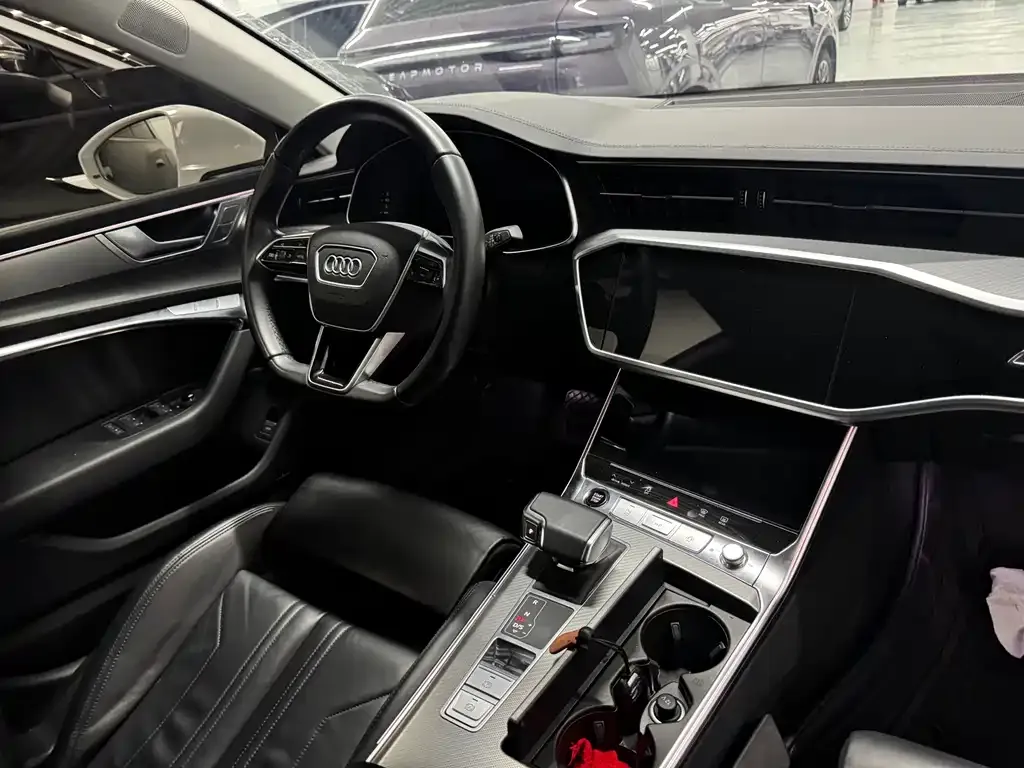 Audi A7 — фото 8