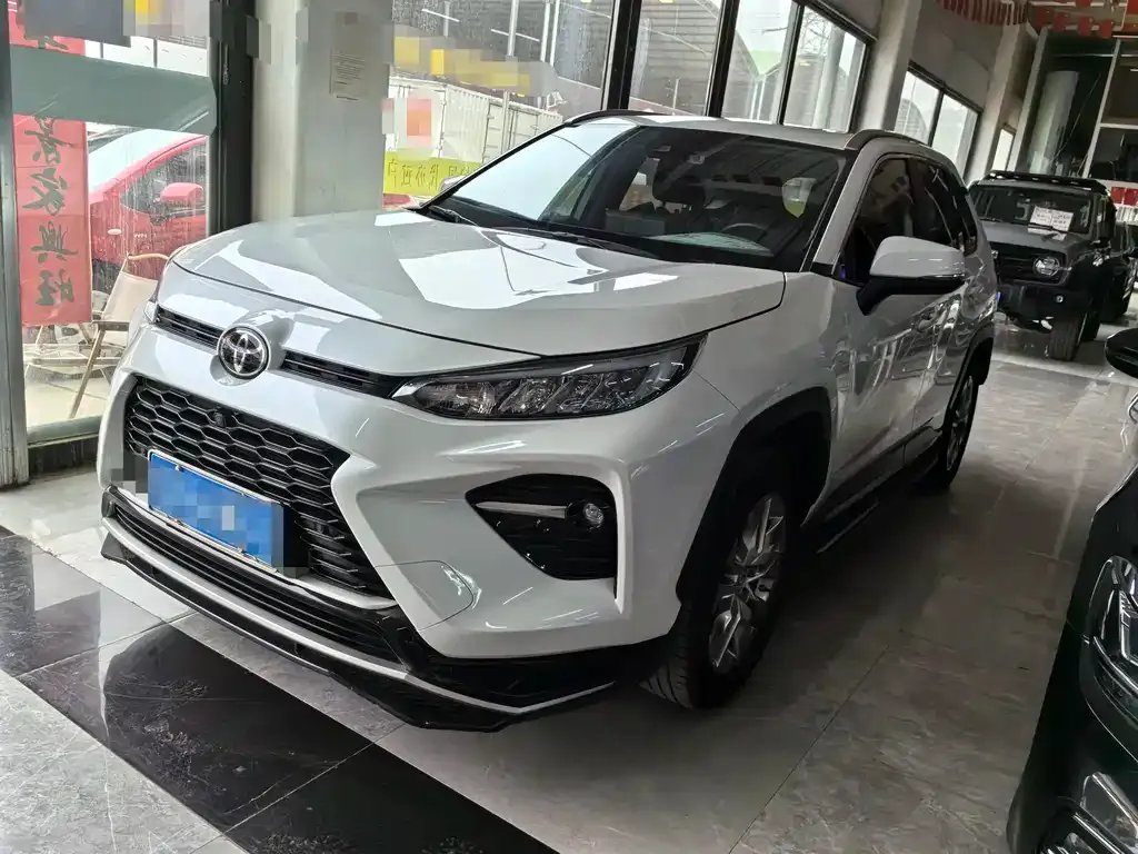 Toyota Wildlander — фото 1
