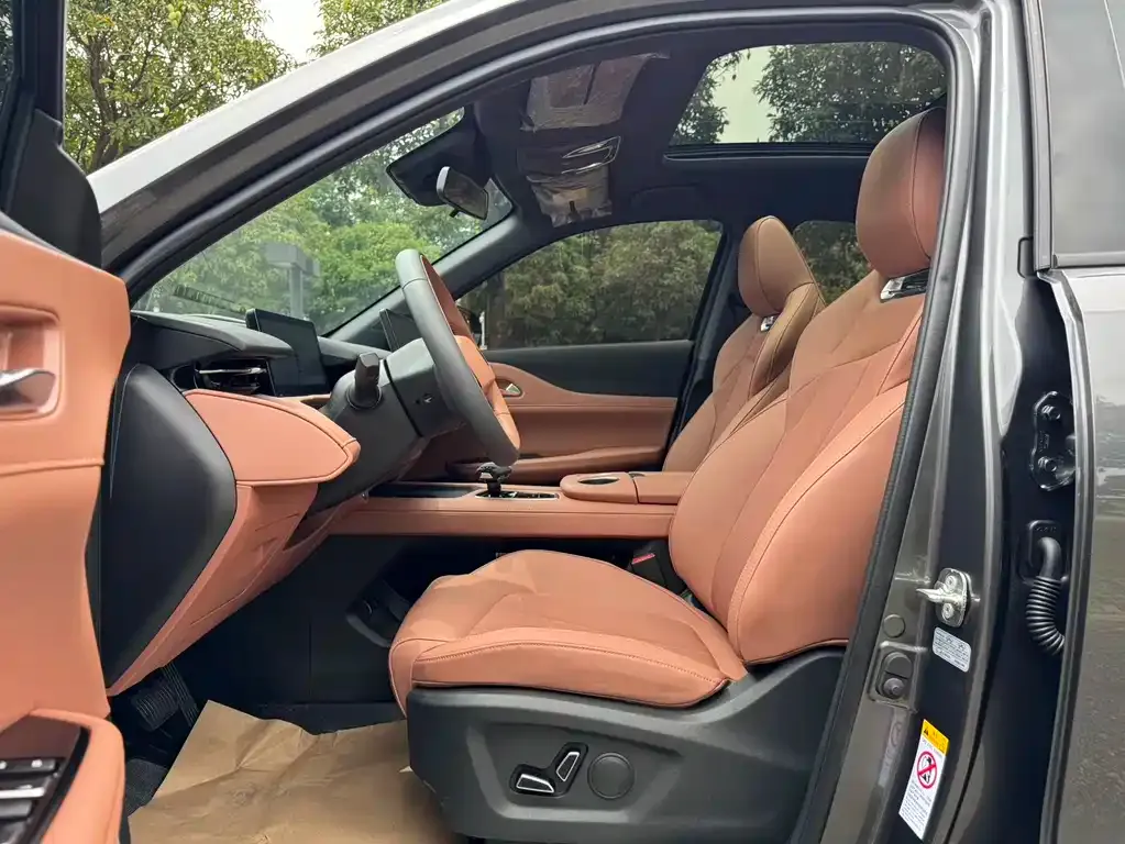 Changan UNI-Z 2025 из CN, фото 9