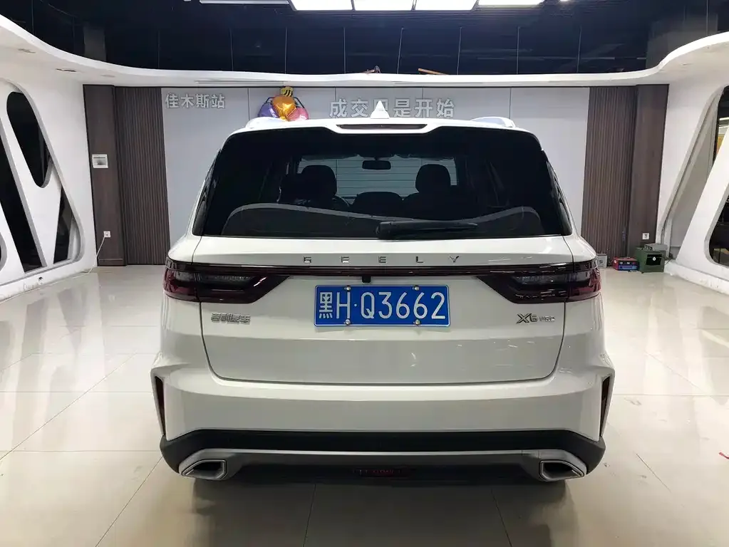 Geely Vision X6 — фото 10