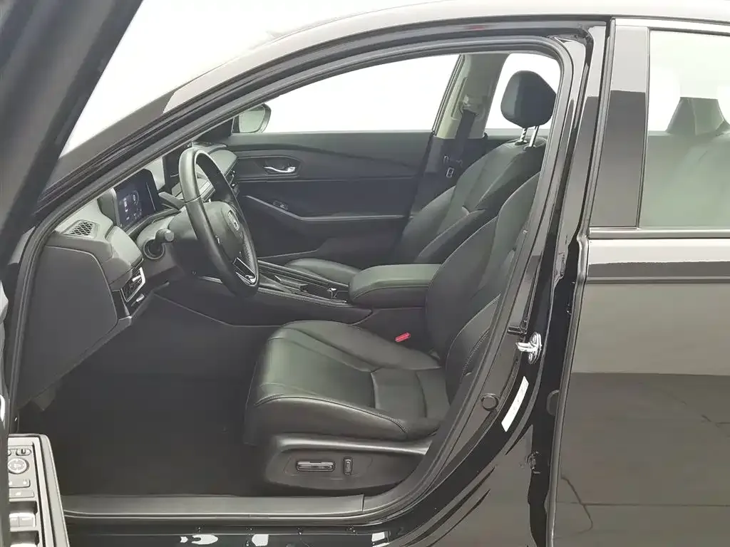 Honda Inspire 2024 из CN, фото 9