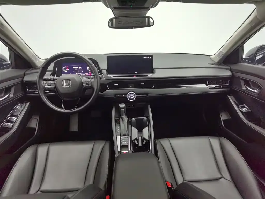 Honda Inspire 2024 из CN, фото 3