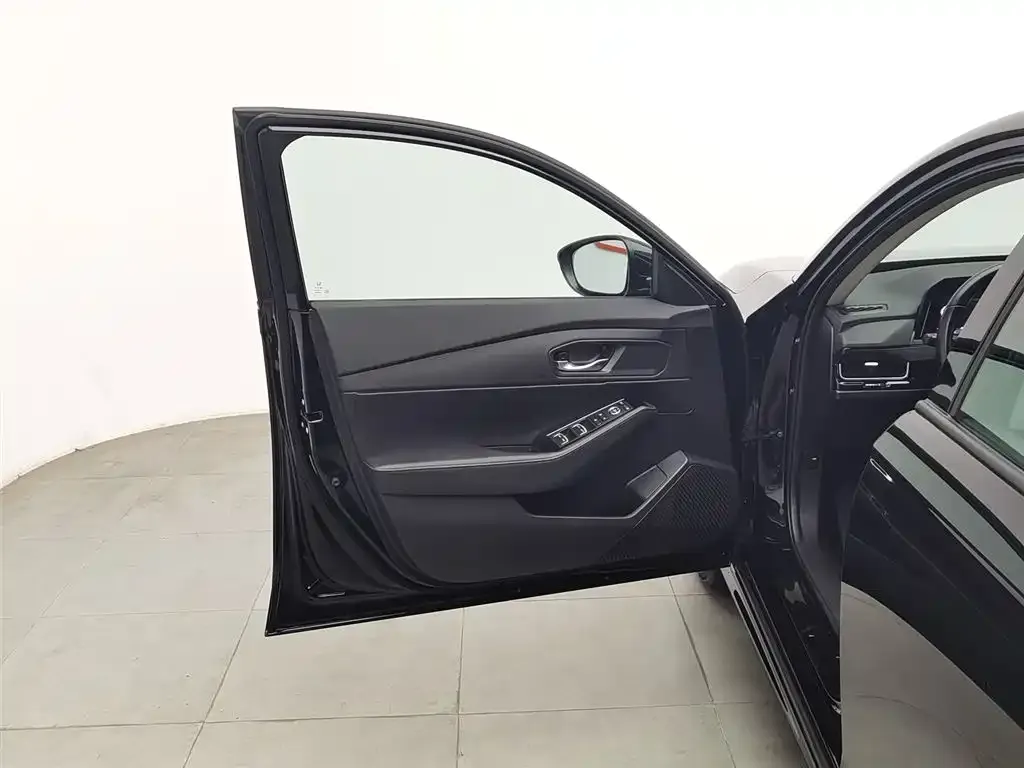 Honda Inspire 2024 из CN, фото 2