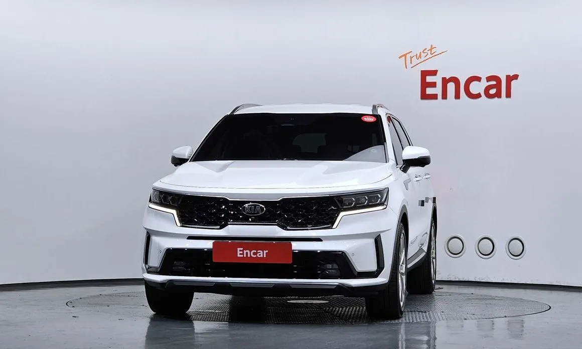 Kia Sorento — фото 8