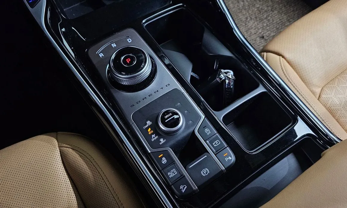 Kia Sorento — фото 3