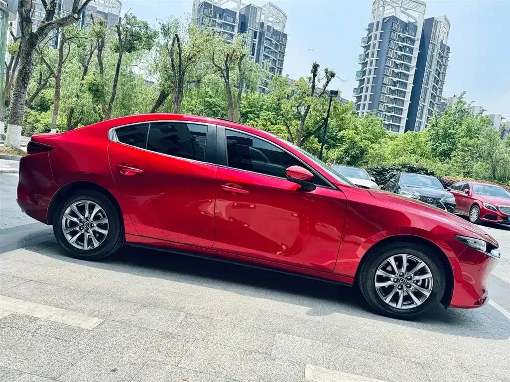 Mazda 3 Axela 2021 из CN, фото 10
