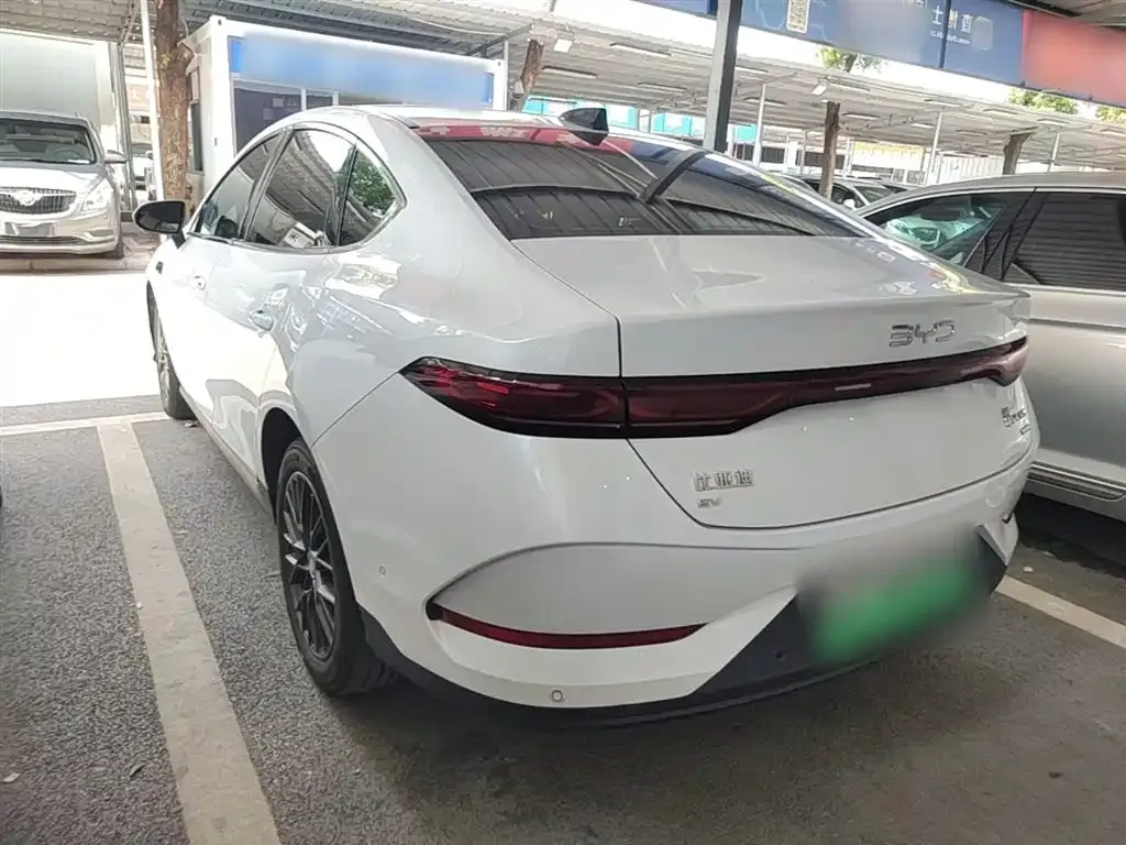 BYD Qin PLUS — фото 7
