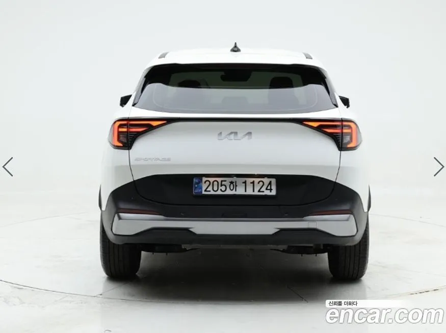 Kia Sportage — фото 8