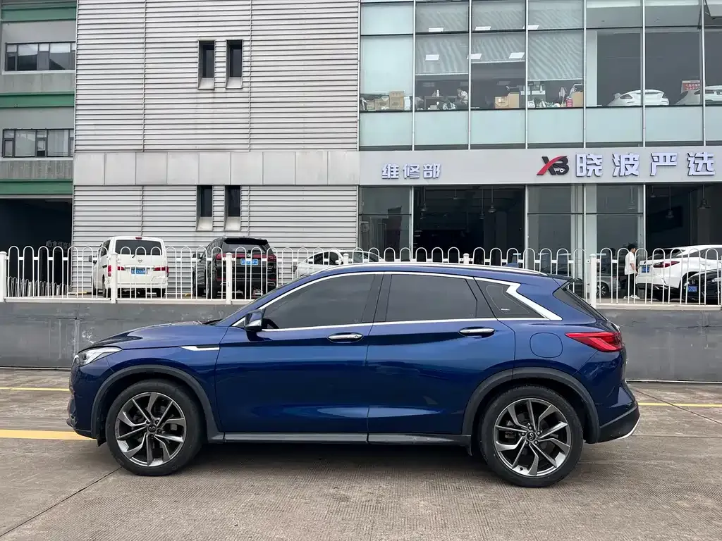 Infiniti QX50 2022 из CN, фото 9