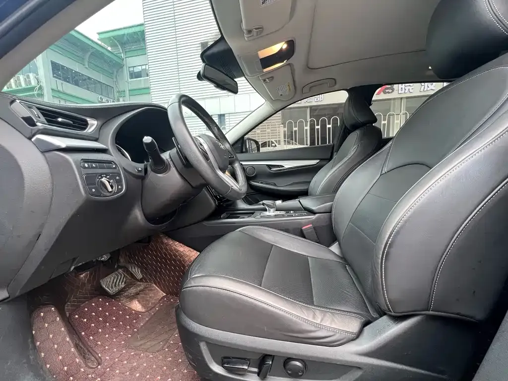 Infiniti QX50 2022 из CN, фото 10