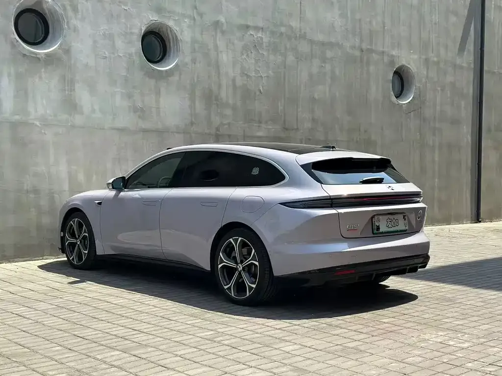 NIO ET5T — фото 7