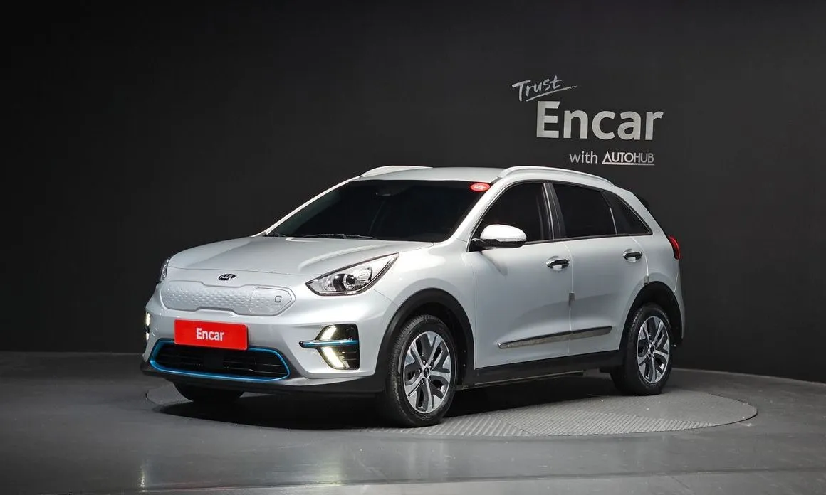 Kia Niro — фото 1