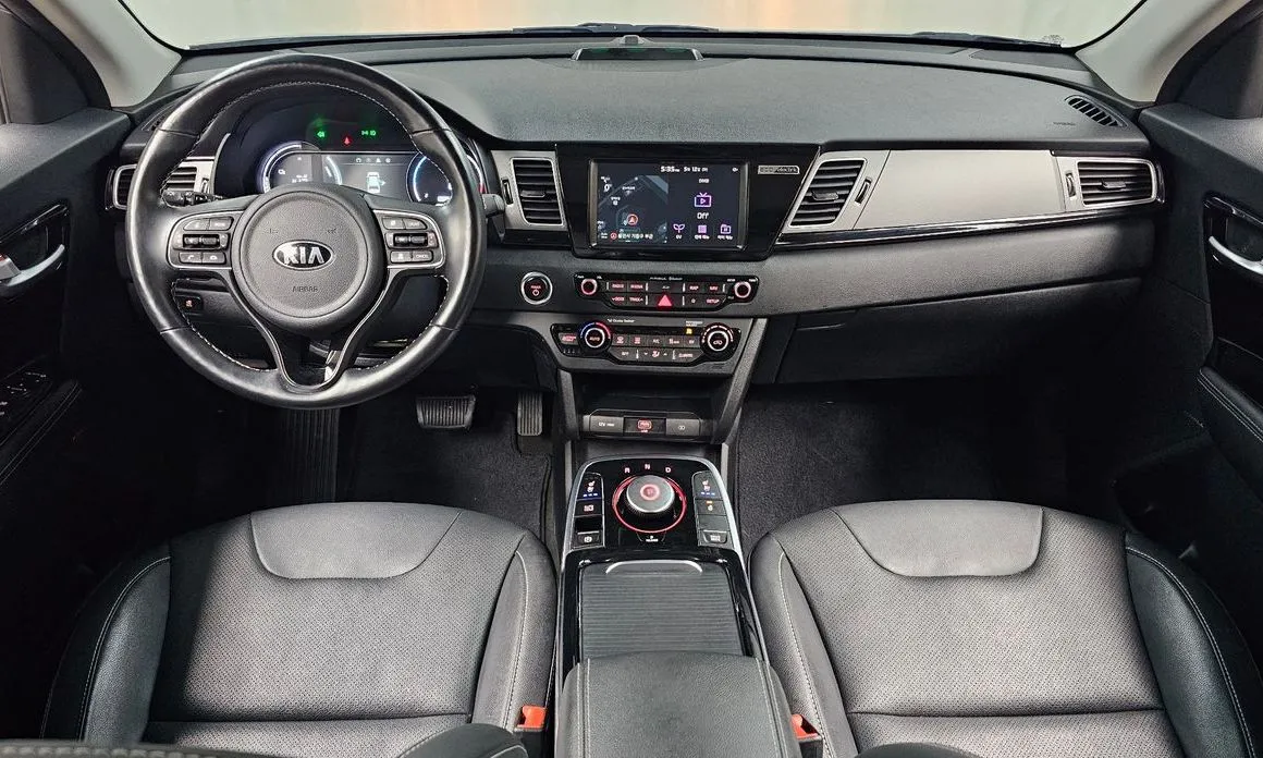 Kia Niro — фото 10