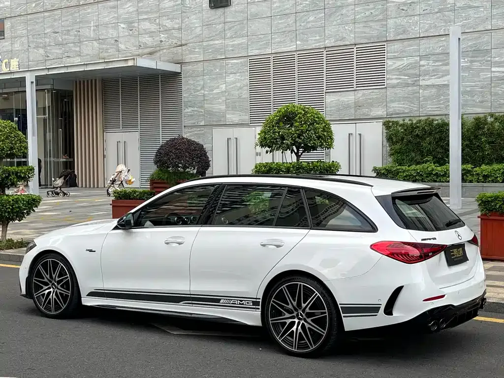 Mercedes-Benz C-Class AMG — фото 10