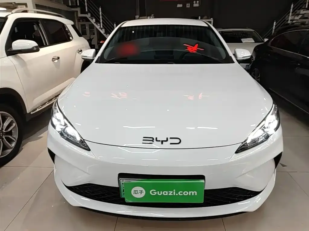 BYD Seal 05 DM-i 2025 из CN, фото 2