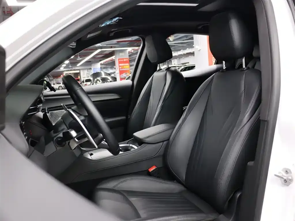 Maserati Grecale 2023 из CN, фото 10