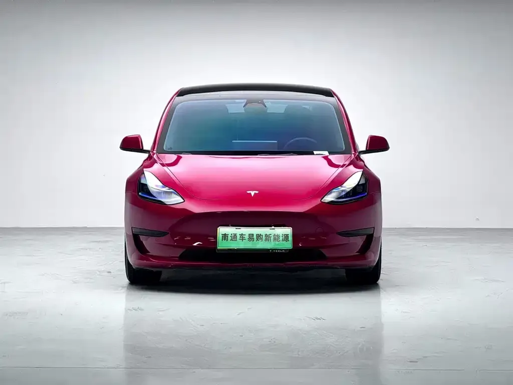 Tesla Model 3 — фото 3
