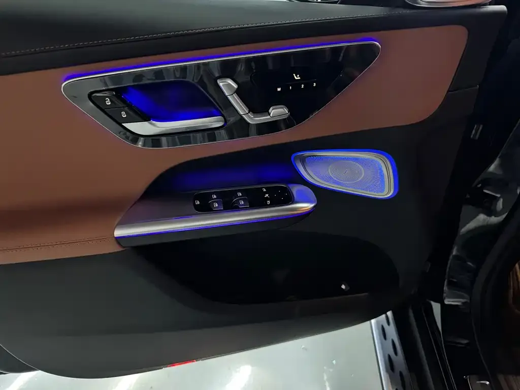 Mercedes-Benz GLC 2025 из CN, фото 2
