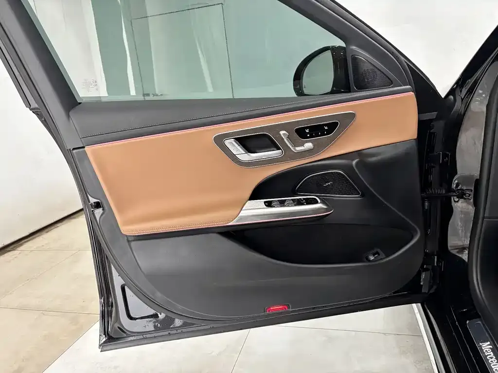Mercedes-Benz E-Class New Energy — фото 10