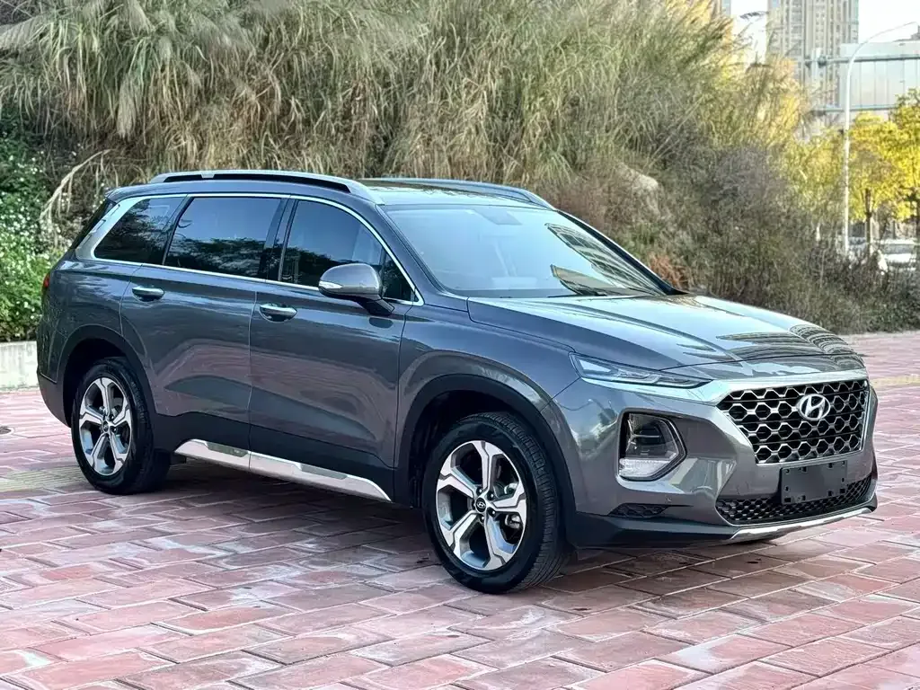 Hyundai Santa Fe 2022 из CN, фото 4