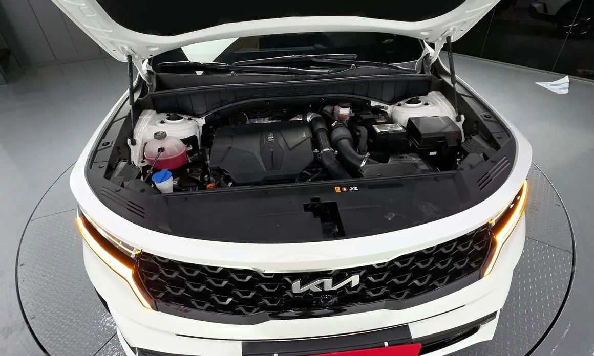 Kia Sorento — фото 9