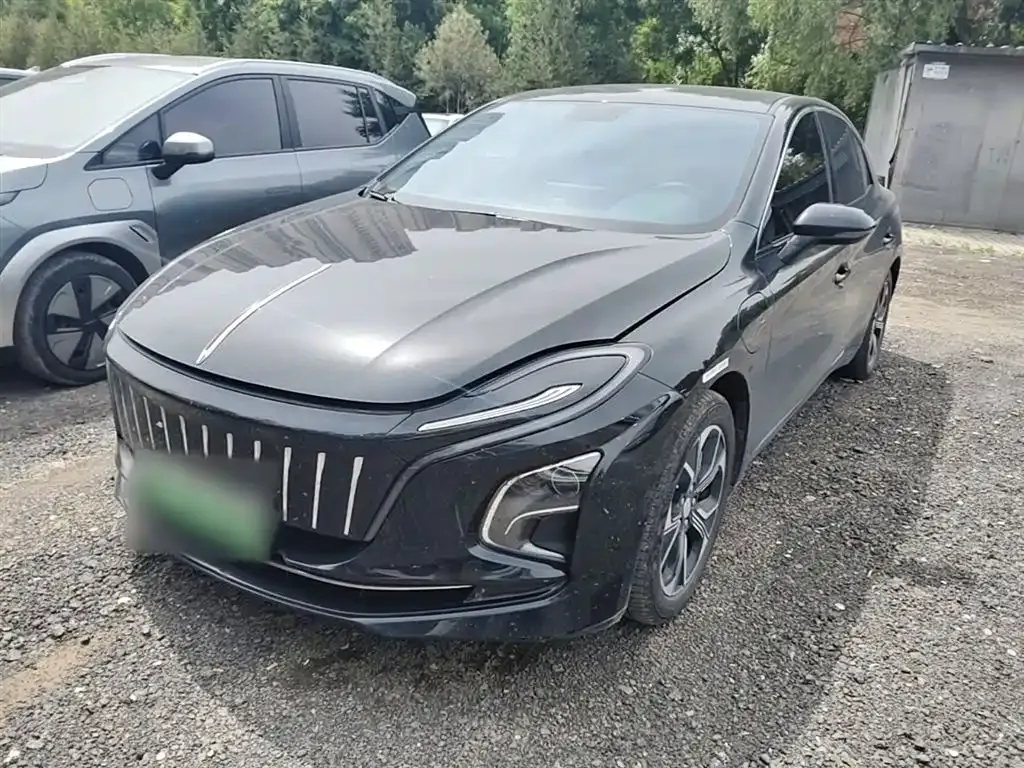 Hongqi E-QM5 2024 из CN, фото 8