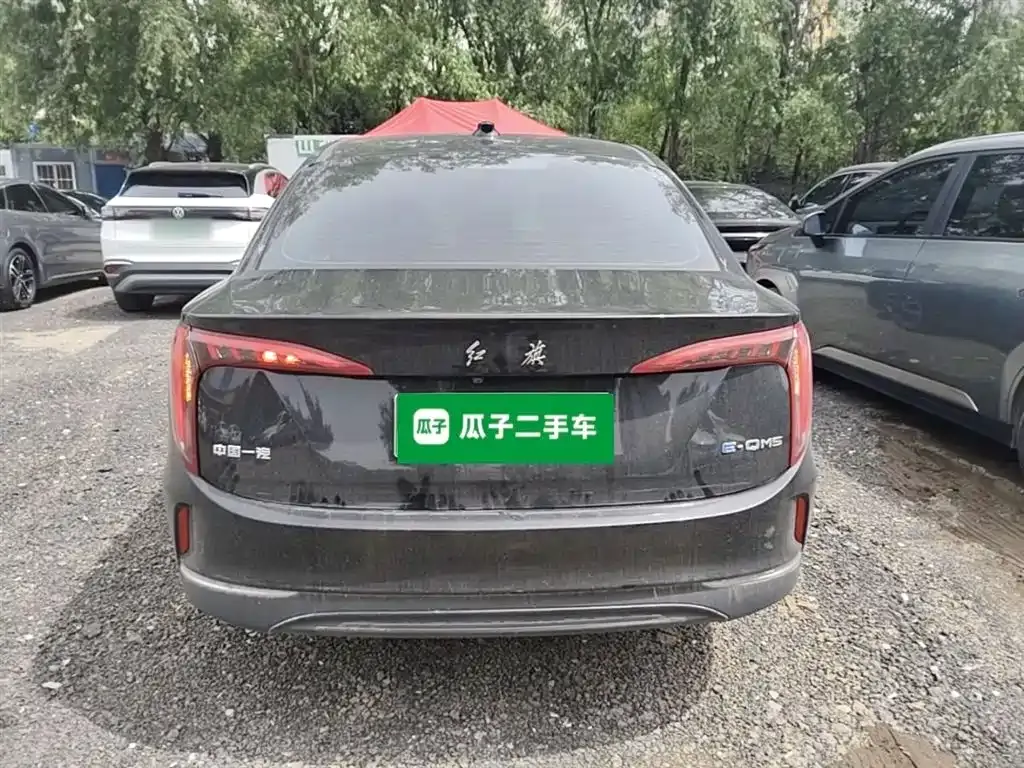 Hongqi E-QM5 2024 из CN, фото 3