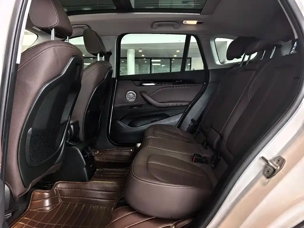 BMW X1 2023 из CN, фото 6