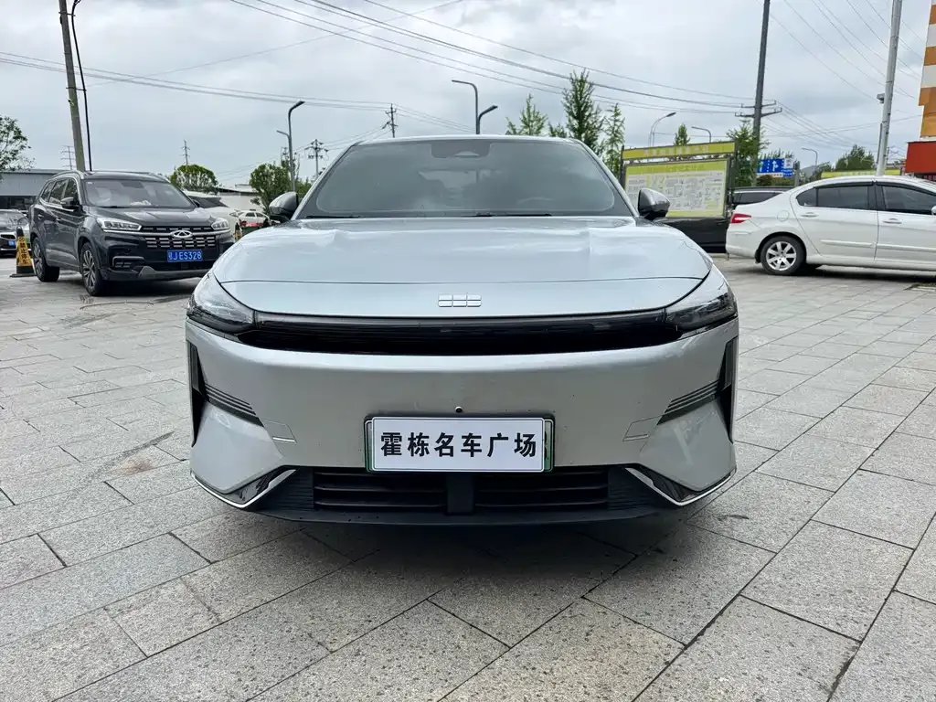 Geely Galaxy L6 — фото 7