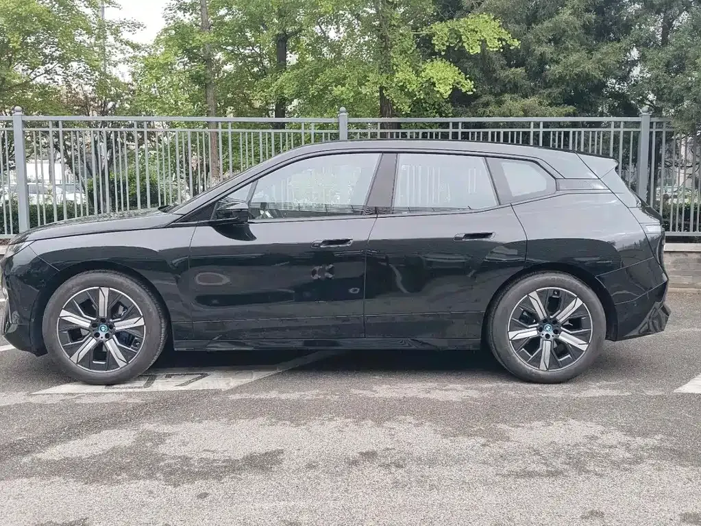 BMW iX 2025 из CN, фото 7