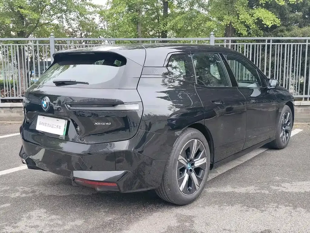 BMW iX 2025 из CN, фото 8