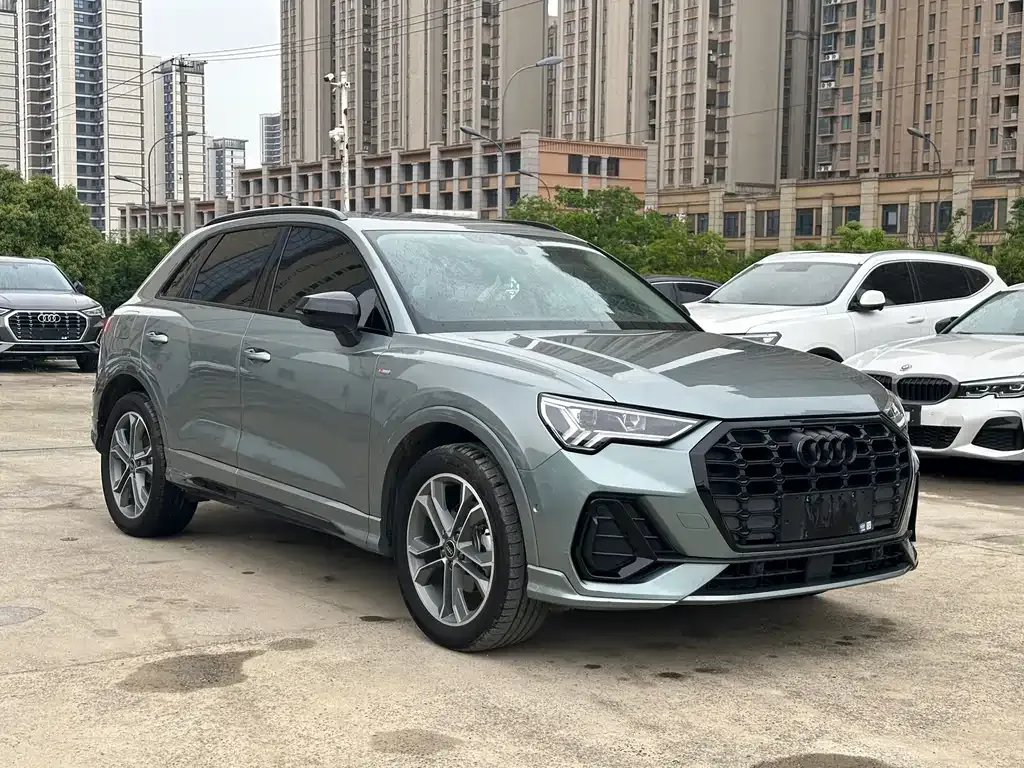 Audi Q3 2023 из CN, фото 8