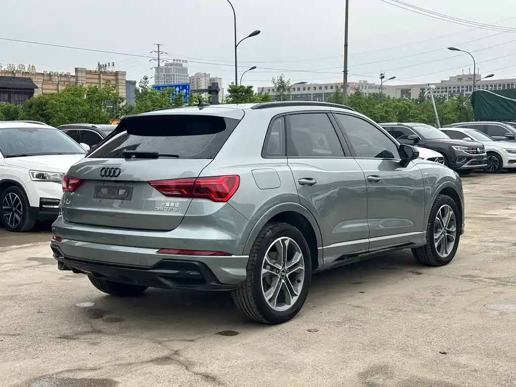 Audi Q3 2023 из CN, фото 9