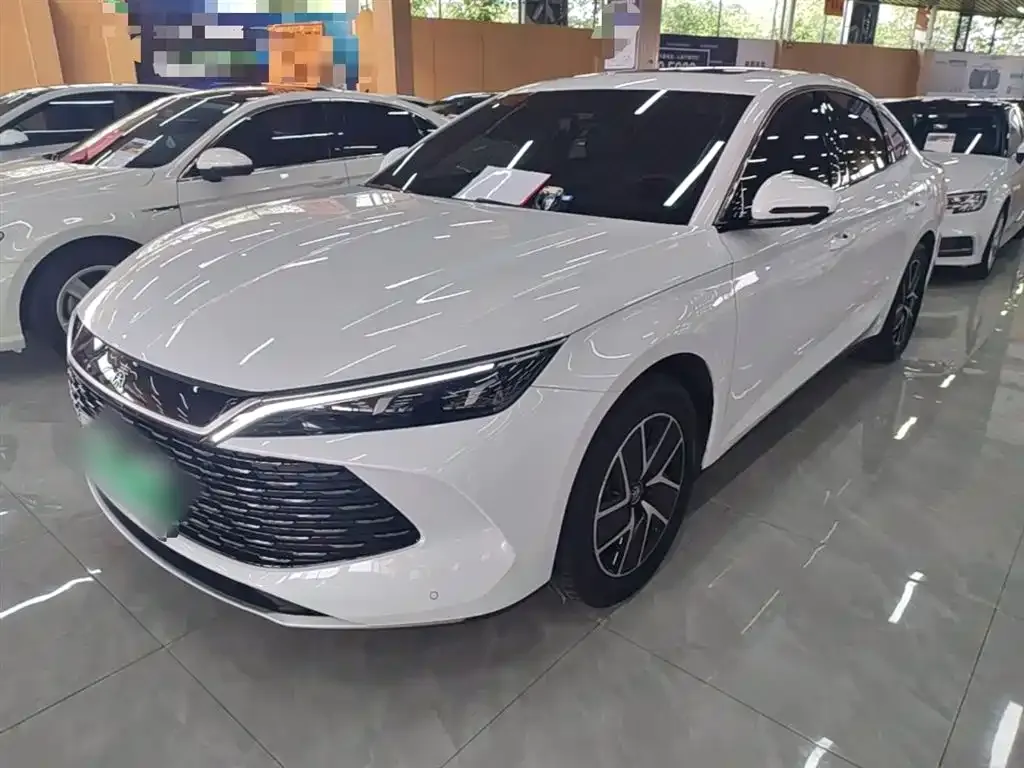 BYD Qin L — фото 1