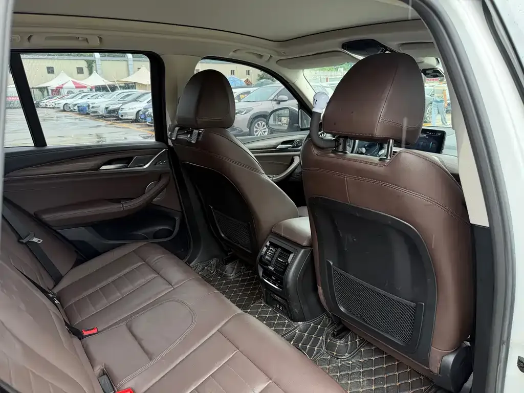 BMW X3 2021 из CN, фото 4