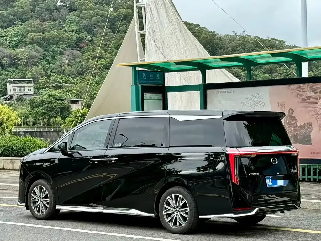 GAC Motor Trumpchi M8 — фото 9