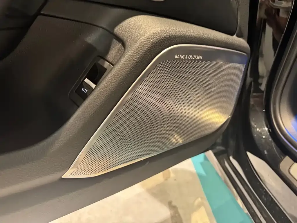 Audi A6L 2024 из CN, фото 4