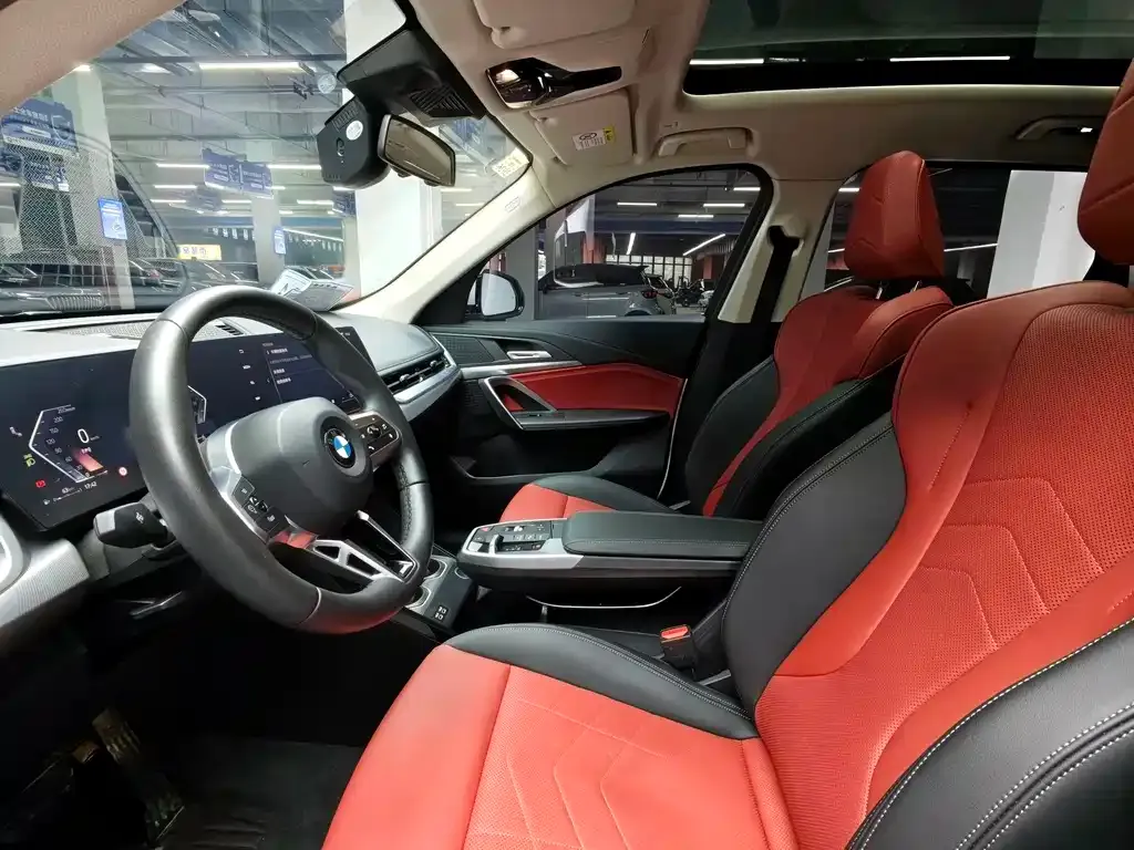 BMW X1 — фото 9