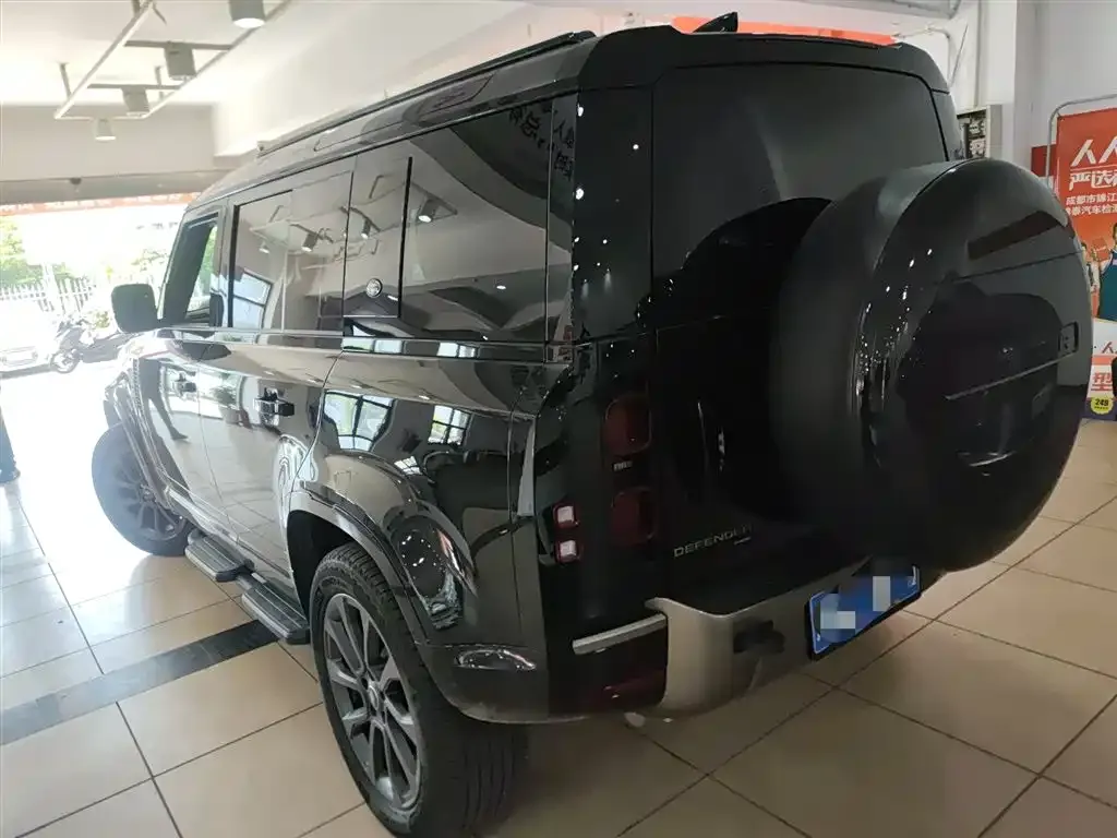 Land Rover Defender — фото 4