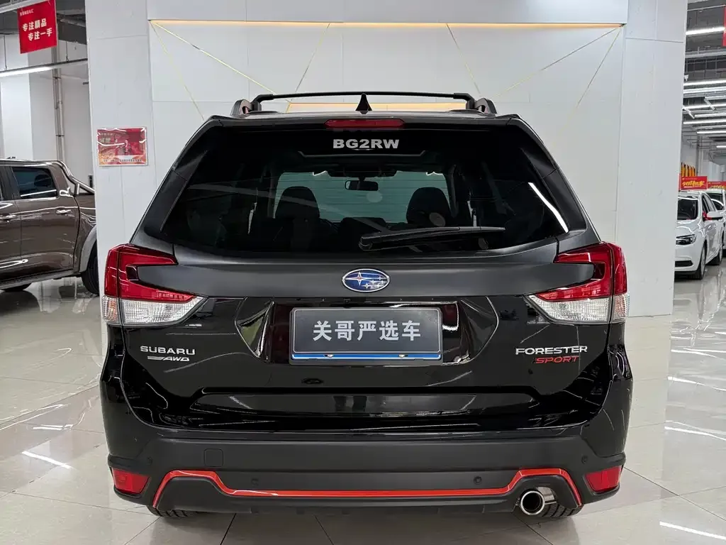 Subaru Forester — фото 10