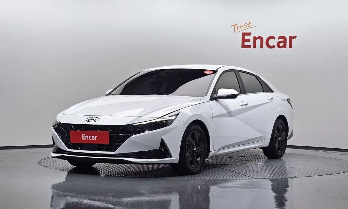 Hyundai AVANTE 2022 из KR, фото 1