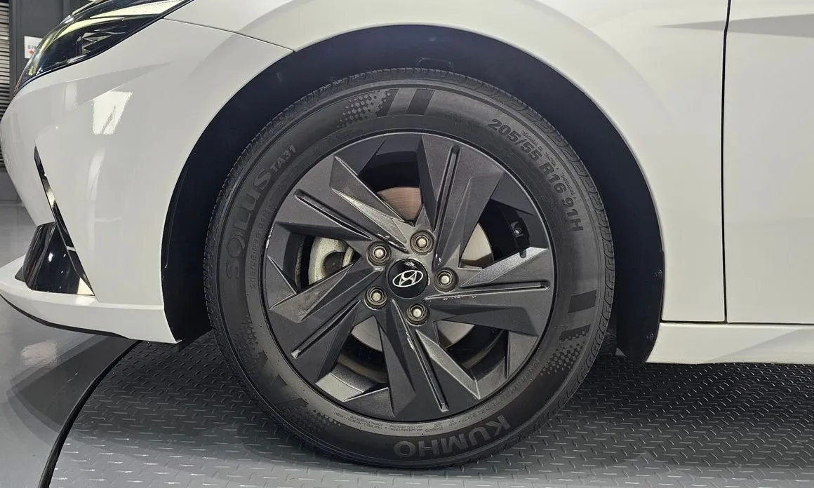 Hyundai AVANTE 2022 из KR, фото 9