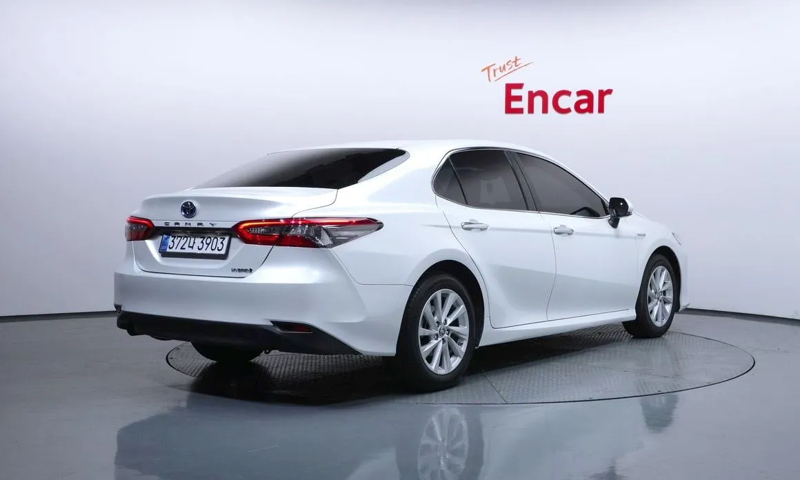 Toyota Camry 2023 из KR, фото 8