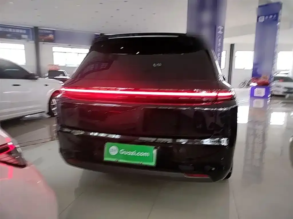 Li Auto L8 2024 из CN, фото 2