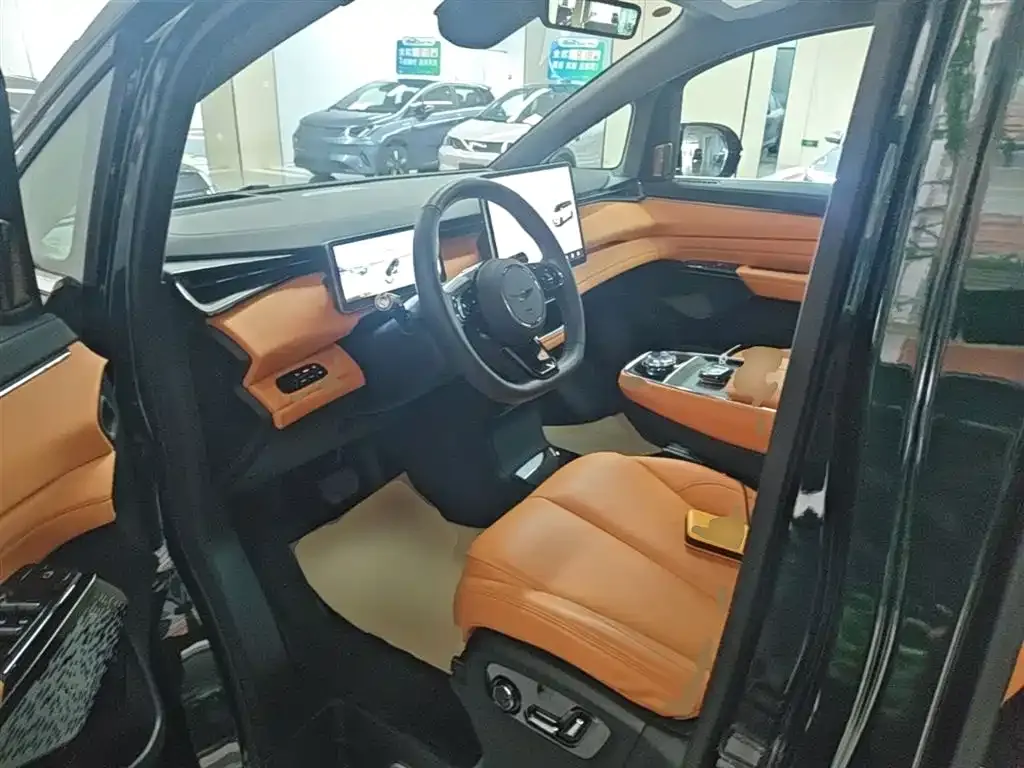 Geely Yizhen L380 2025 из CN, фото 5