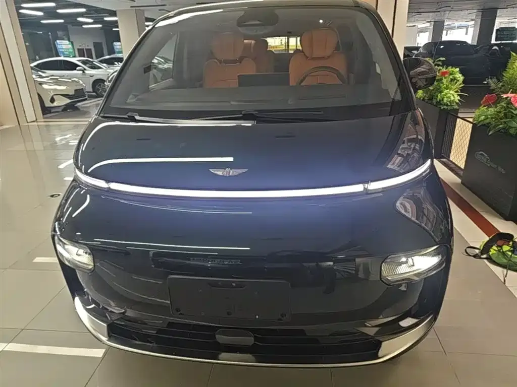 Geely Yizhen L380 2025 из CN, фото 6