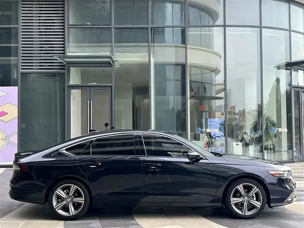 Honda Accord — фото 4